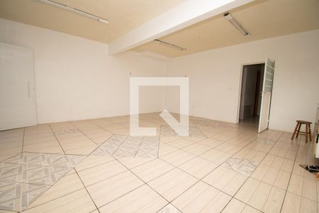 Casa à venda com 200m², 3 quartos e 3 vagas Casa à venda com 200m², 3 quartos e 3 vagasgaragem