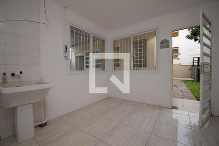 Casa à venda com 200m², 3 quartos e 3 vagas Casa à venda com 200m², 3 quartos e 3 vagaslavanderia