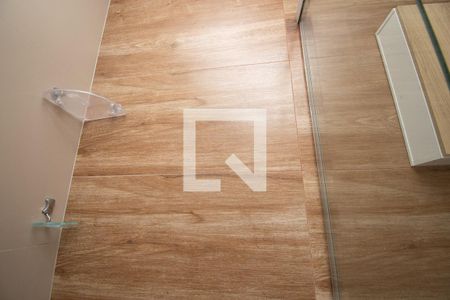 Casa à venda com 200m², 3 quartos e 3 vagas Casa à venda com 200m², 3 quartos e 3 vagasbanheiro