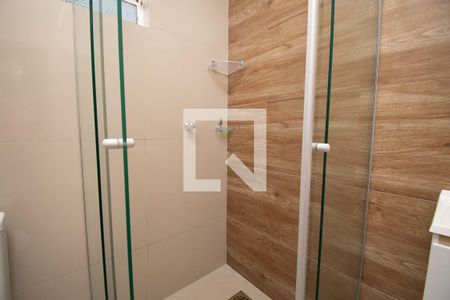 Casa à venda com 200m², 3 quartos e 3 vagas Casa à venda com 200m², 3 quartos e 3 vagasbanheiro