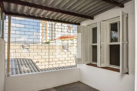Sacada de apartamento à venda com 2 quartos, 59m² em Vila Ipiranga, Porto Alegre