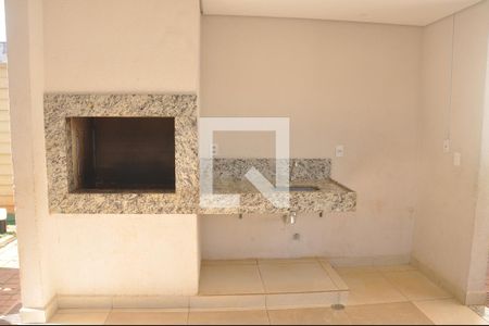 Apartamento para alugar com 40m², 2 quartos e sem vagaÁrea comum - Churrasqueira