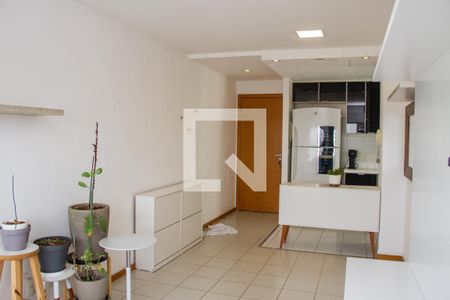 Sala de apartamento à venda com 3 quartos, 70m² em Quintino Bocaiúva, Rio de Janeiro