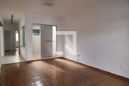 Casa para alugar com 3 quartos, 120m² em Jardim Vitória, Suzano