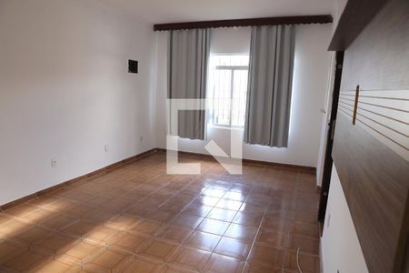 Casa para alugar com 3 quartos, 120m² em Jardim Vitória, Suzano
