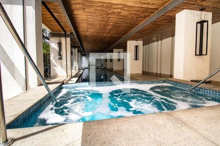 Studio à venda com 26m², 1 quarto e sem vagaÁrea comum - Piscina spa 