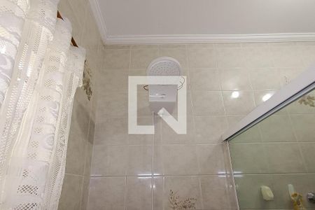 Casa à venda com 215m², 4 quartos e 4 vagas Casa à venda com 215m², 4 quartos e 4 vagasBanheiro 2