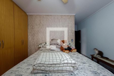 Casa à venda com 215m², 4 quartos e 4 vagas Casa à venda com 215m², 4 quartos e 4 vagasQuarto 3