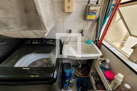 Apartamento à venda com 64m², 3 quartos e 1 vaga area de serviço