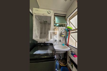 Apartamento à venda com 64m², 3 quartos e 1 vaga area de serviço