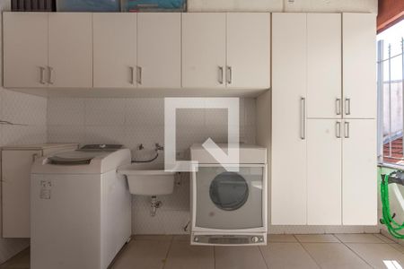 Casa à venda com 260m², 2 quartos e 4 vagasÁrea de Serviço