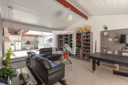 Casa à venda com 260m², 2 quartos e 4 vagasSala 2