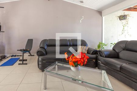 Casa à venda com 260m², 2 quartos e 4 vagasSala 2