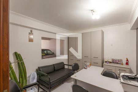 Casa à venda com 260m², 2 quartos e 4 vagasEscritório