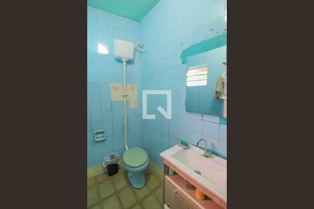 Casa à venda com 117m², 4 quartos e 2 vagas Casa à venda com 117m², 4 quartos e 2 vagasBanheiro