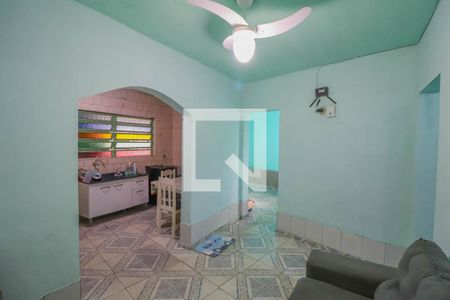 Sala de casa à venda com 4 quartos, 117m² em Rio Branco, São Leopoldo