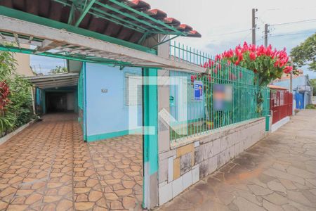 Casa à venda com 117m², 4 quartos e 2 vagas Casa à venda com 117m², 4 quartos e 2 vagasFachada