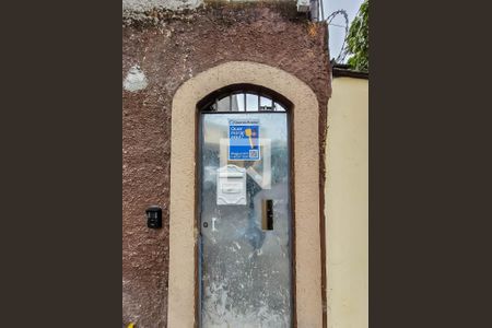 Entrada de casa para alugar com 1 quarto, 25m² em Vila Butantã, São Paulo