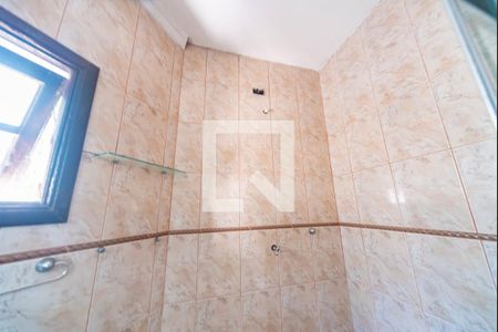 Casa à venda com 300m², 5 quartos e 3 vagasBanheiro do Quarto 1