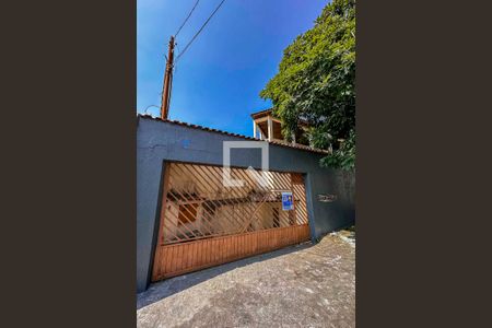 Casa à venda com 300m², 5 quartos e 3 vagasFachada