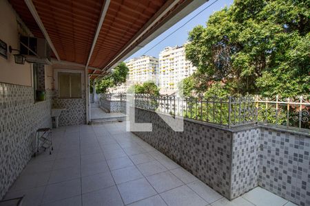 Apartamento à venda com 200m², 3 quartos e sem vagaTerraço