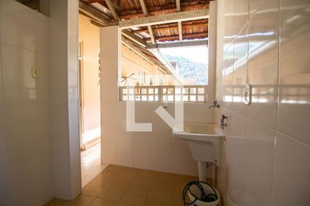 Apartamento à venda com 200m², 3 quartos e sem vagaÁrea de Serviço