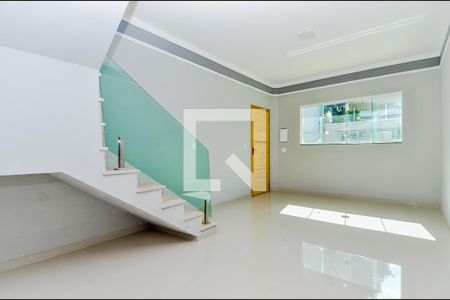 Casa à venda com 3 quartos, 120m² em Jardim Bela Vista, Guarulhos