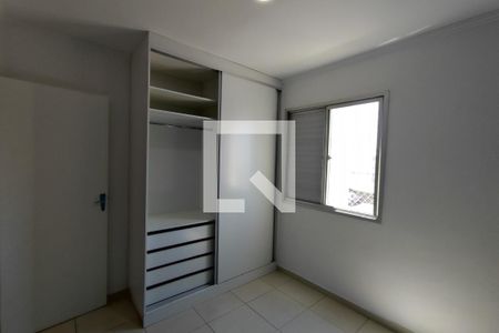 Apartamento à venda com 57m², 2 quartos e 1 vagaQuarto 2