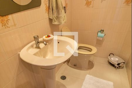 Pia de casa à venda com 3 quartos, 230m² em Vila Pires, Santo André