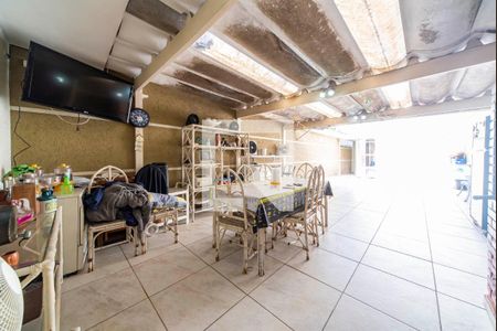 Casa à venda com 230m², 3 quartos e 2 vagasÁrea Gourmet