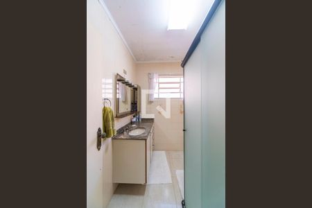 Casa à venda com 230m², 3 quartos e 2 vagasBanheiro Social