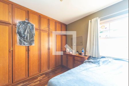 Casa à venda com 230m², 3 quartos e 2 vagasQuarto 2