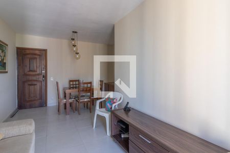 Sala de apartamento para alugar com 2 quartos, 55m² em Barra da Tijuca, Rio de Janeiro
