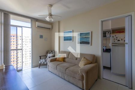 Sala de apartamento para alugar com 2 quartos, 55m² em Barra da Tijuca, Rio de Janeiro