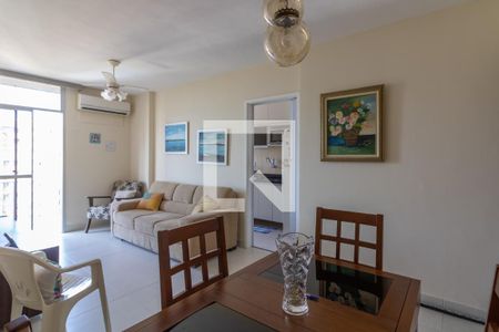 Sala de apartamento para alugar com 2 quartos, 55m² em Barra da Tijuca, Rio de Janeiro