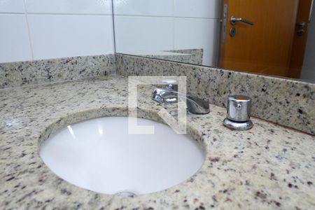 Apartamento à venda com 112m², 3 quartos e 2 vagasBanheiro do Quarto 2 - Suíte