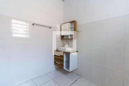 Apartamento para alugar com 75m², 2 quartos e sem vagaBanheiro