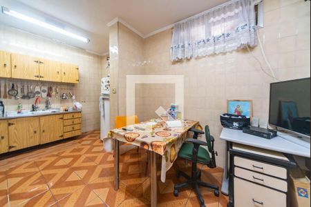 Casa à venda com 190m², 3 quartos e 2 vagas Casa à venda com 190m², 3 quartos e 2 vagasCopa