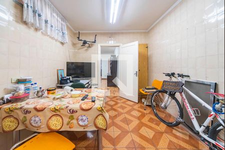 Casa à venda com 190m², 3 quartos e 2 vagas Casa à venda com 190m², 3 quartos e 2 vagasCopa