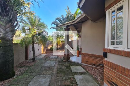 Casa à venda com 378m², 5 quartos e 2 vagasFachada