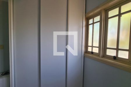 Casa à venda com 378m², 5 quartos e 2 vagasQuarto