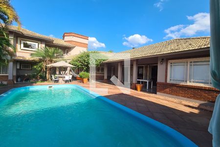 Casa à venda com 378m², 5 quartos e 2 vagasÁrea comum