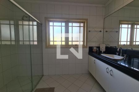 Casa à venda com 378m², 5 quartos e 2 vagasBanheiro