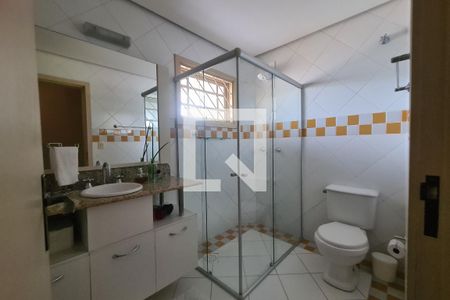Casa à venda com 378m², 5 quartos e 2 vagasBanheiro
