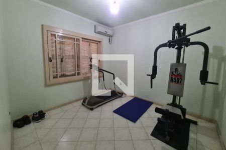 Casa à venda com 378m², 5 quartos e 2 vagasQuarto