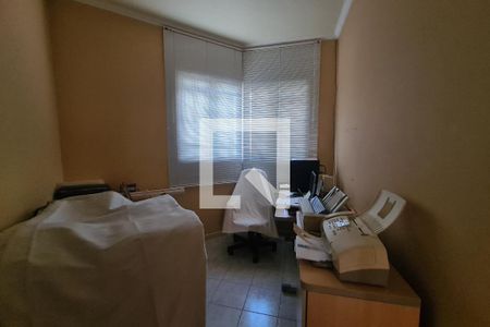 Casa à venda com 378m², 5 quartos e 2 vagasQuarto