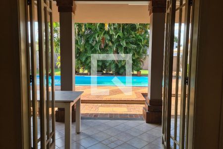 Casa à venda com 378m², 5 quartos e 2 vagasCozinha