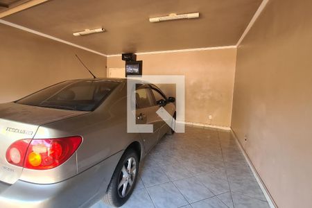 Casa à venda com 378m², 5 quartos e 2 vagasGaragem
