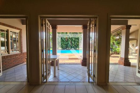 Casa à venda com 378m², 5 quartos e 2 vagasCozinha