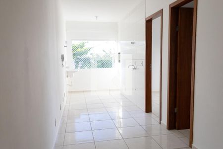 Sala e Cozinha de apartamento para alugar com 2 quartos, 55m² em Ingleses do Rio Vermelho, Florianópolis